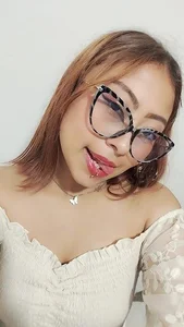 Amhira_Tay Public slika