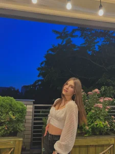 CarolObris Public Pic 3