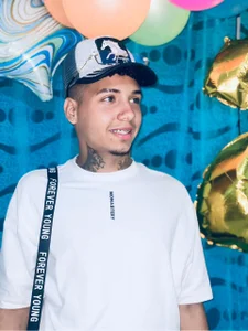 LiamNaughty Public Εικόνα 4