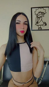 I am Mia de Mia_thompson_19  2 Imagens