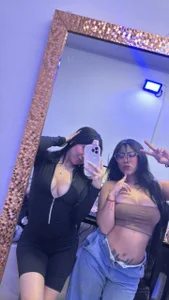 Sofia_Daemon Two Friends Very Hot And Wet Foto 2