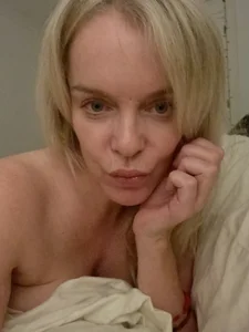 LadyMissNipsnLips Goodnight kisses Pic 7