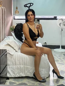 Zdjęcia BellaClaiir Public: 