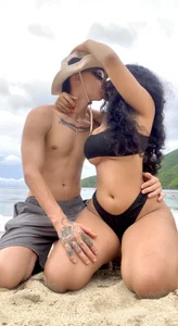 G_Poseidon_y_Cloe Playa 🏝️ Pic 2