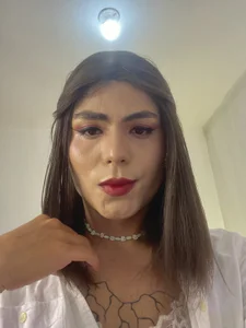 Soy_mar1 A cute secretary Foto 2