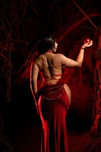 -SofiaCastillo- kullanıcısının This vampire can suck you a lot of things🧛🏻‍♀️ albümü -  fotoğraf