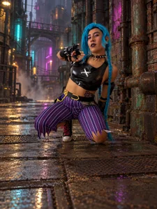Violet_rousse7 💙💜 Jinx: Queen of Chaos 💣🔥 Pic 8