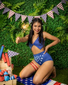 MILEY_JOAS2 4th July! Pic 5