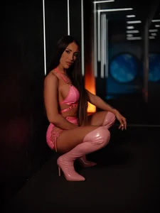 Evelyn_Evyyy Egg-stra Naughty Pic 7