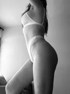 amelia_16 Public - {count, plural, one {תמונה אחת} two {שתי תמונות} many {# תמונות} other {# תמונות}}