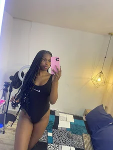 zendaya_wilson Public Pic 4