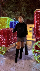 Elle_Milfa Happy New year Immagine  8