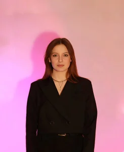 CyndyTudor Public Pic