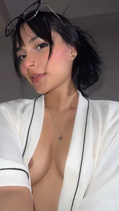 AlannaDollx kullanıcısının Slow Sinning 😈 albümü -  fotoğraf