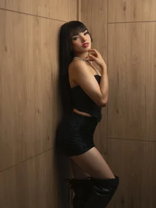 Mia_Monroee Where Elegance Meets Desire Hình 5