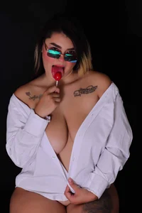 Come out of curiosity... stay out of desire od katy_deep  4 snímek