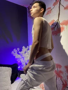 White de VicenteFerrer  4 photos