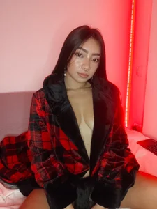 megan_bluee23 Public Pic 7