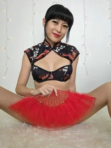 OrientalAngel kullanıcısının Are you my fan? 🪭 albümü -  2 fotoğraf