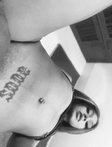 Dante_bre white temptation 🤍🧡 Pic 2