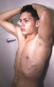 JhosuaVegaのPublicの 2枚の写真