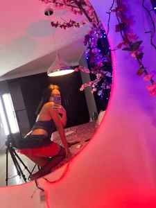 bella_moonlight_crのvampire girl sexyの 6枚の写真