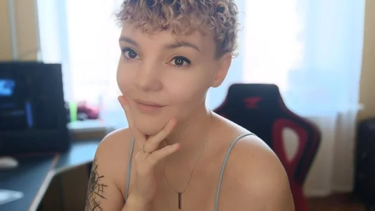 KrisNeal Public Poză 7