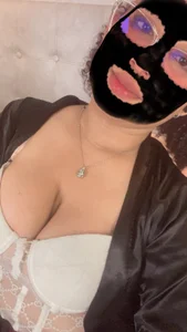 Kiara_Moom Public Pic 6