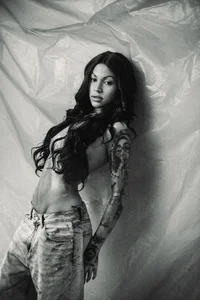 LunaRuso Shadow on the skin🖤💨 Foto 6