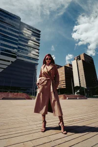 AmmyScott Sun, street, and overcoat 🕶 Pic 4