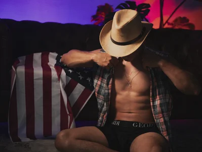 Draven_Marceaux JULY 4 Hình 2