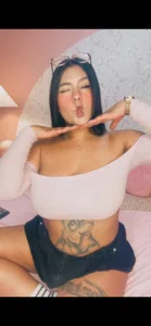 🌙🌸 de TammyRousee  2 Imagens