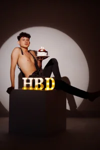 Nathan_Bluee Happy birthday to me 🥰🎉 Pic