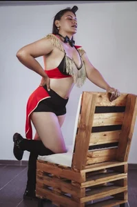 valeria_rivera1 Costumes 💚❤ Immagine  5