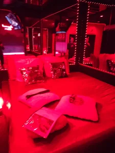 we_are_fucking_serious: Loveroom 26 12 2025 ( 4 фото)