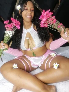 ebony_priincess spring baby!!! 🌺🌼 Immagine  4
