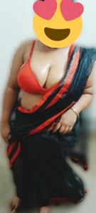 JiniYa_38 Public Pic 4