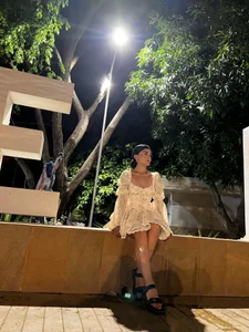 Holly_Brensonexx_ A magical place Foto 3