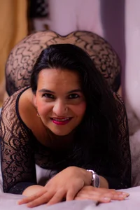 AlexaUllahX Public صورة واحدة|AlexaUllahX Public صورتان|AlexaUllahX Public  3 صور|AlexaUllahX Public  3 صورة