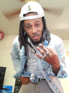 TooGoodConway23: TooGood ( 7 фото)