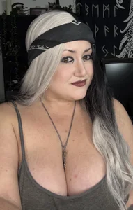 Siren_Lux Public Pic 2