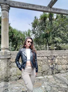 TherezaLarson Public Foto 3