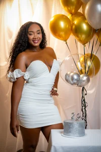 🎉Happy birthday to me🎉 de RoxannaBlanche  3 Imagens