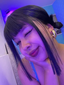 Daylin_1 Do I look like an Asian to you?🫣😍 Foto