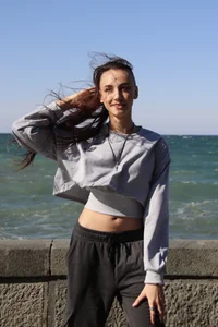 Wildorchid_ Windy day Pic 8