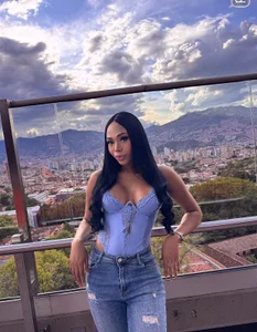 Nicole_Paradise Are You Enjoying The View? ❤️‍🔥 Billede 3