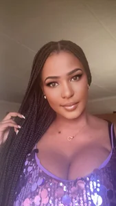 sexyBoobies98 Public Pic 2