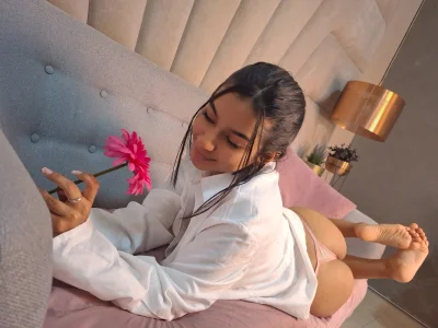 AlyssaRay SEXY 🤍 Foto