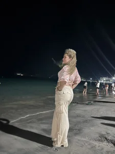 dalilasquirt1 ME Pic 2