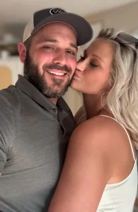 Peachyb Me and hubby💍♥️💋😍 Hình 6
